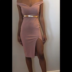 Pink off-shoulder midi dress with split(new)